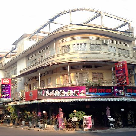 White River II Hostel Phnom Penh Ngoại thất bức ảnh